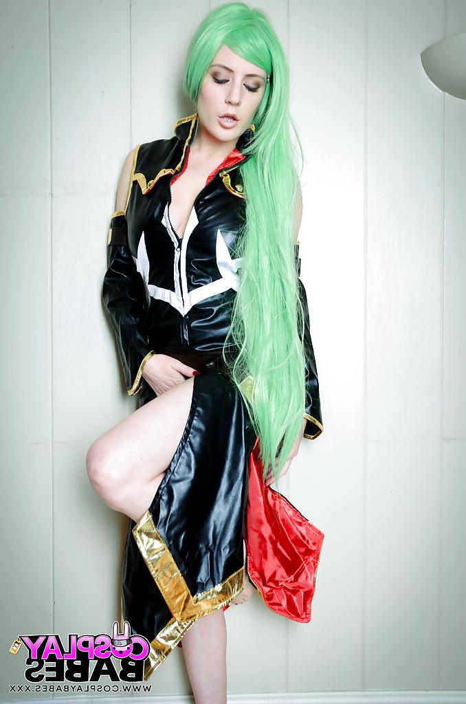 16P Euro fetish model Samantha Bentley in sexy Cosplay photo set