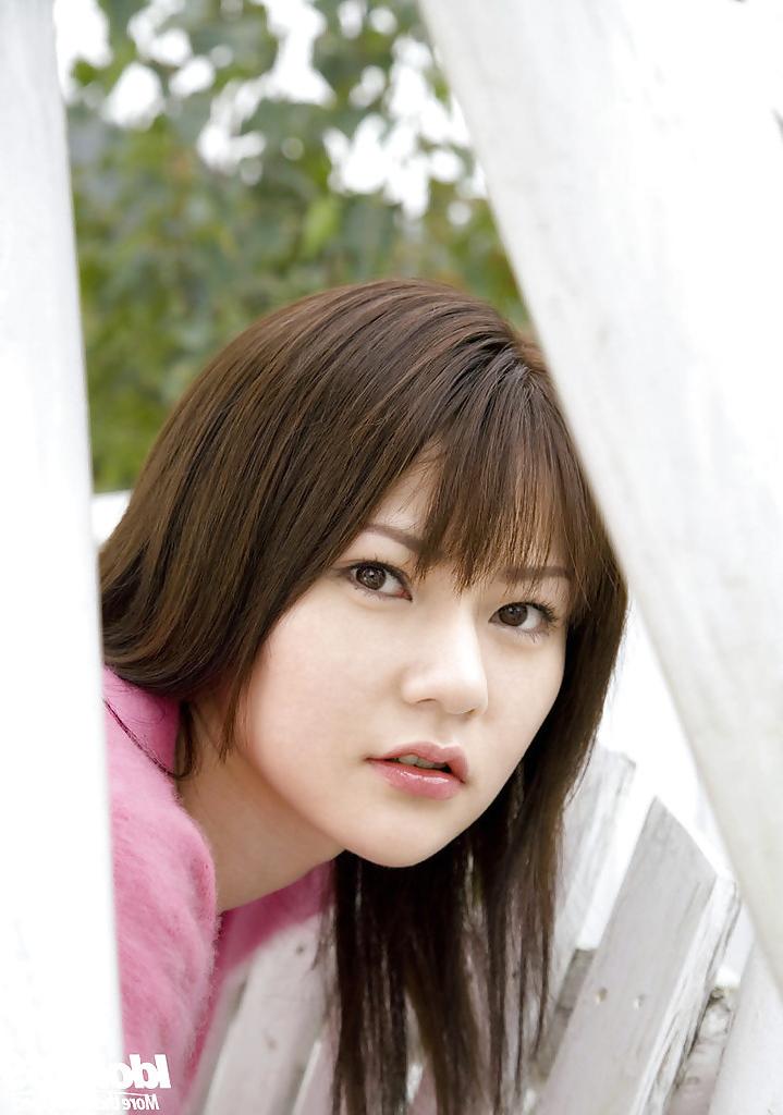 16P Foxy asian babe Rina Himesaki stripping off her clothes outdoor