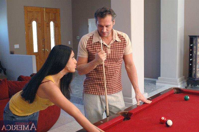16P Hot latina Ice La Fox sucking and fucking huge cock on the pool table