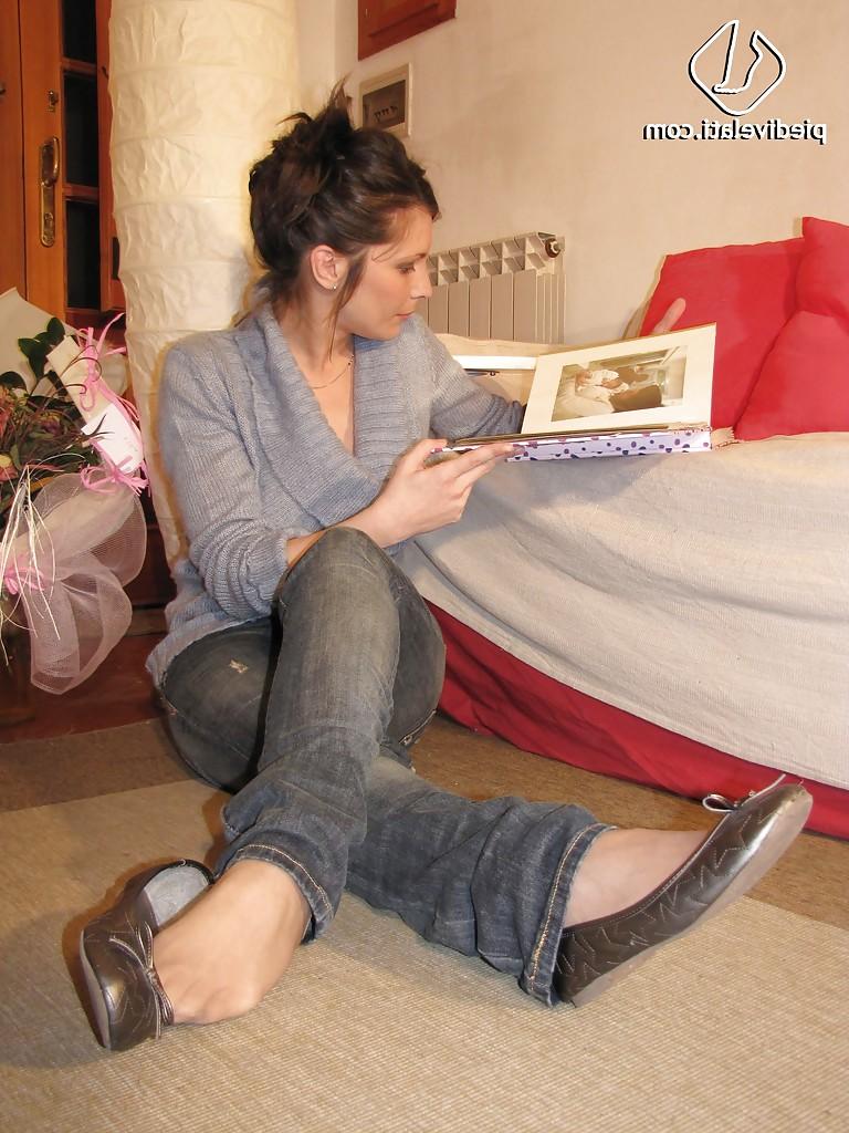 16P The more Elena reads the more she wants to fuck hard with her man