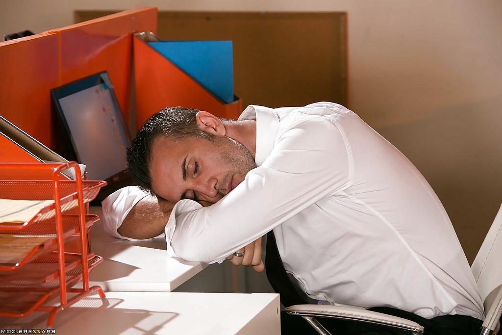 16P Ravishing office slut gets shagged tough and tastes some hot jizz