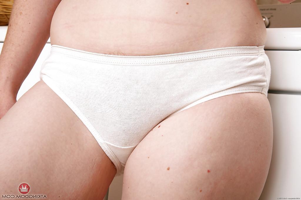 16P Redheaded wife Ana Molly posing in white panties before revealing beaver
