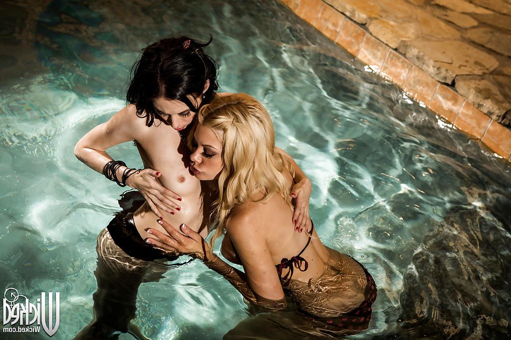 16P Skinny brunette has some lesbian fun with her busty blonde friend