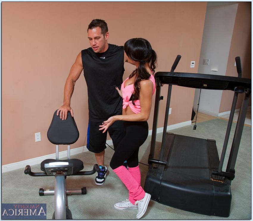 16P Incredible hottie Gia DiMarco gets fucked by her sport instructor
