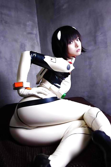18P Cosplay Cuties!