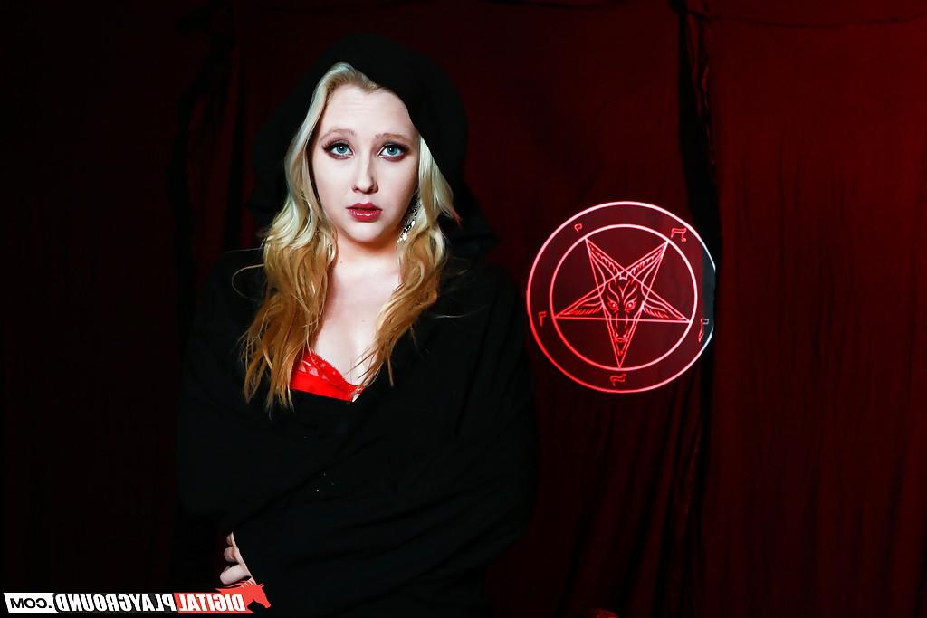 16P Blonde pornstar Samantha Rone stripping off red lingerie to pose naked