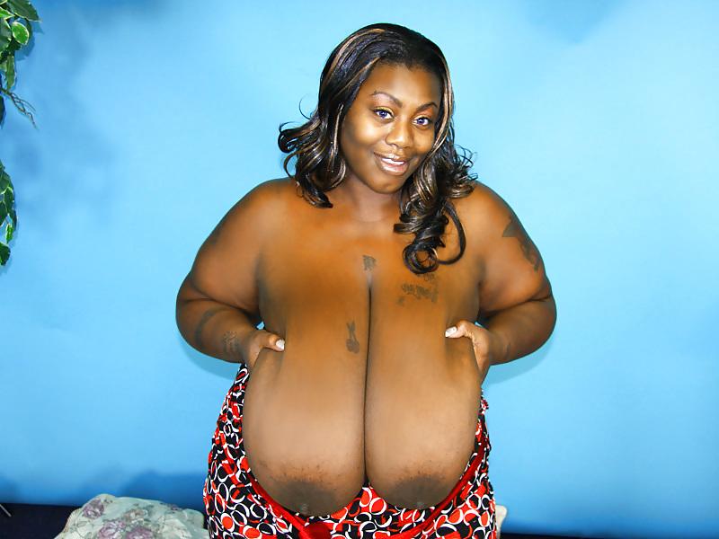 25P Nice little titties