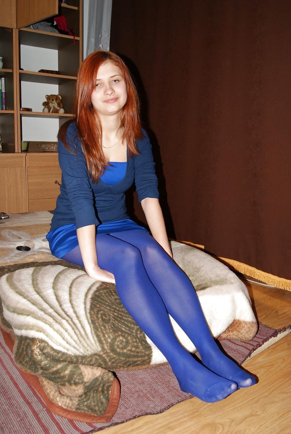 17P Candid Pantyhose Girls