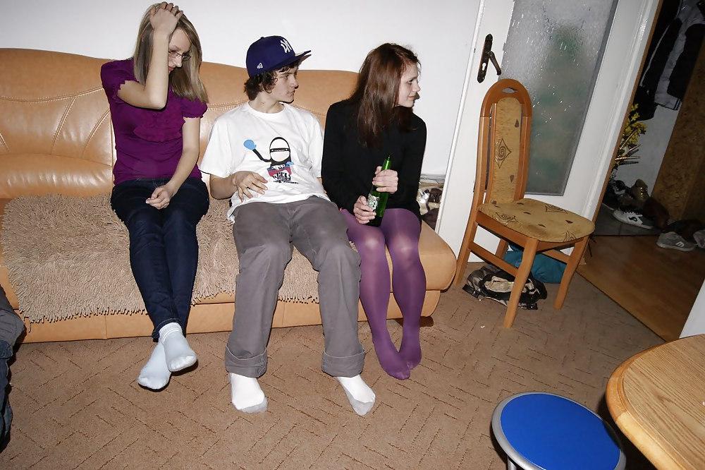 17P Candid Pantyhose Girls