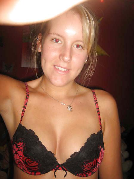 25P Blonde teen with beautiful body