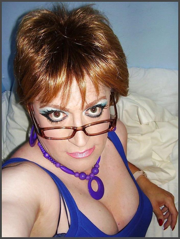 4P Blue Top, Red Hair