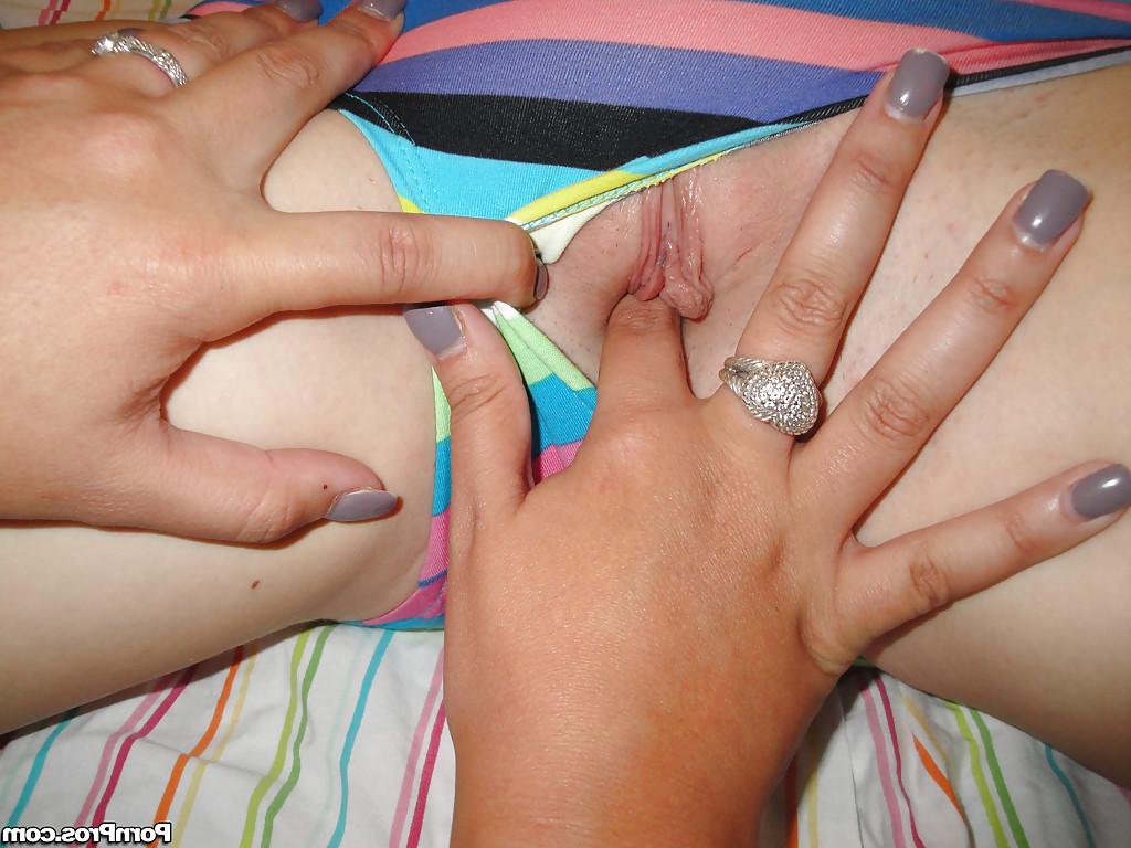 16P Lesbians teens Tasia Banx and Ashlyn Rae are sucking pussies
