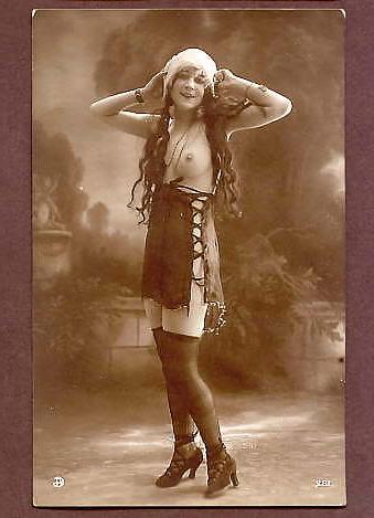 25P Old French postcards 14