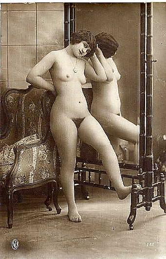 25P Old French postcards 14