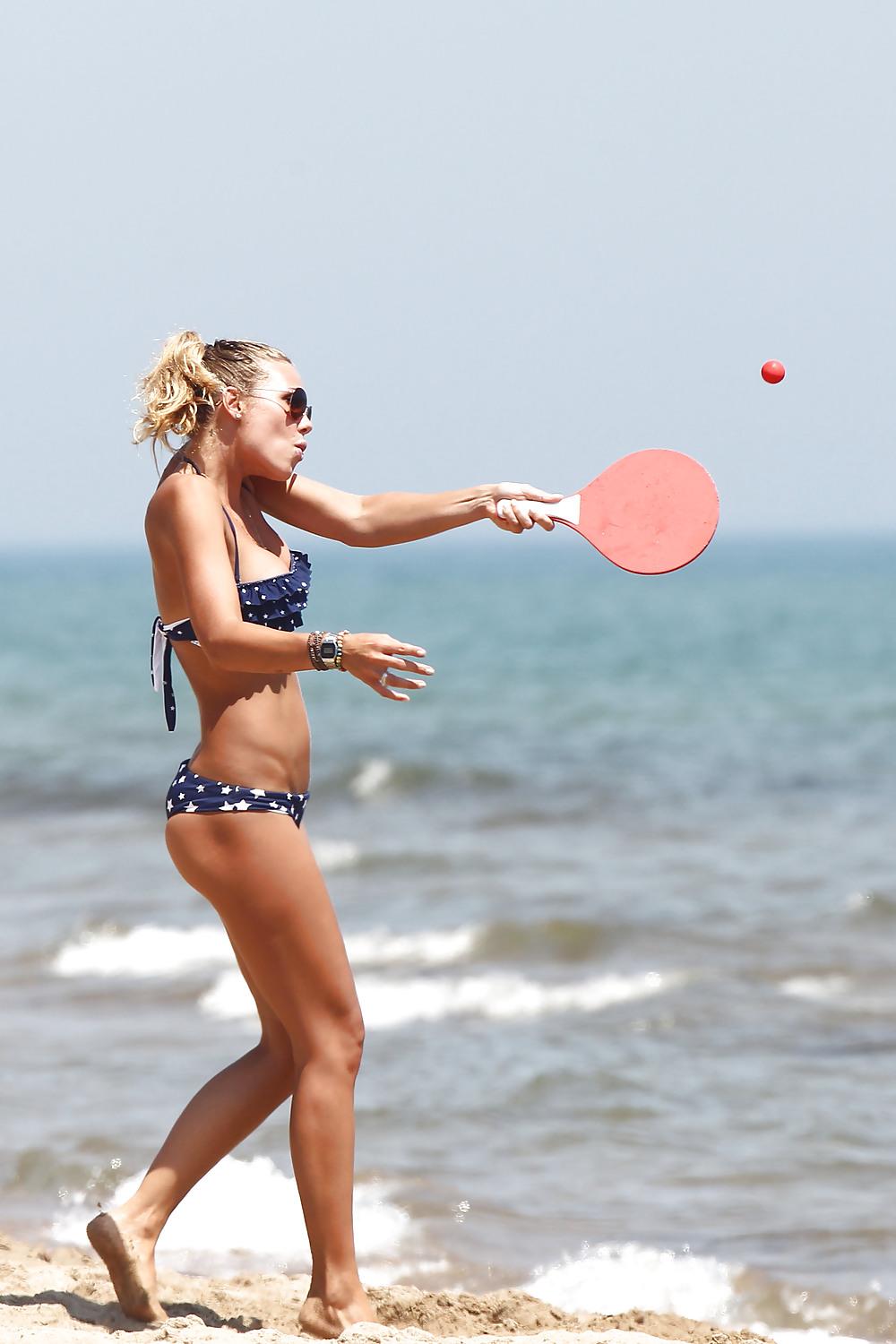 8P Ilary Blasi blue bikini candids in Sabaudia Italy arse shots