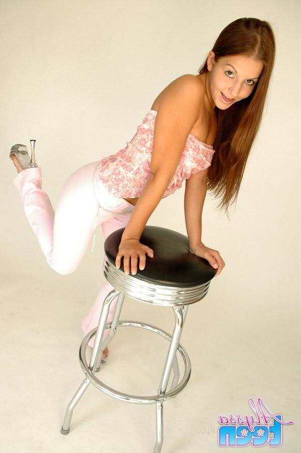 14P Pictures of Alyssa Teen teasing with her perfect body