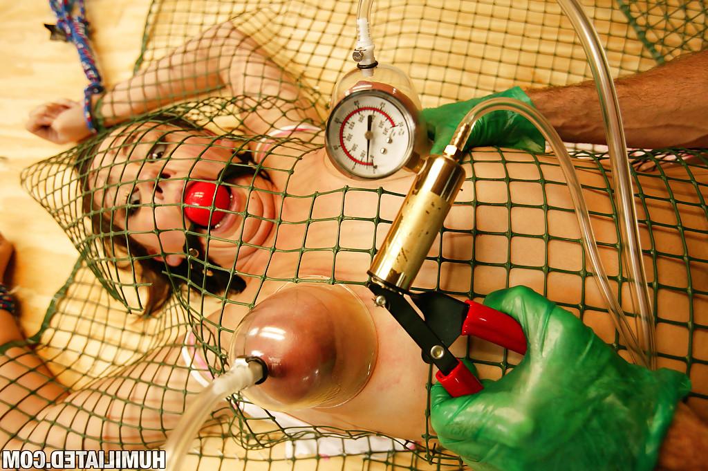 16P Teen Brooke Adams was drilled by strange BDSM toys in a hot clip