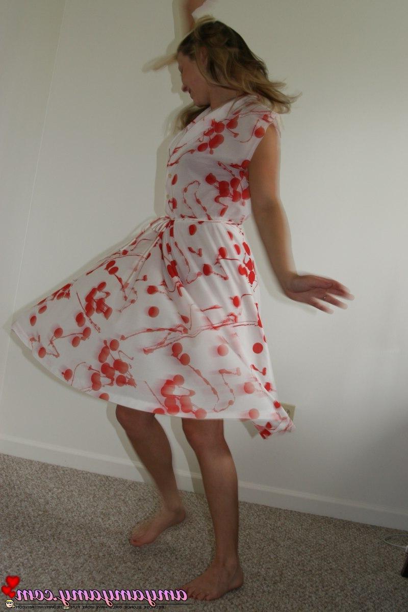 20P Pictures of Amy Amy Amy stripping out of her dress