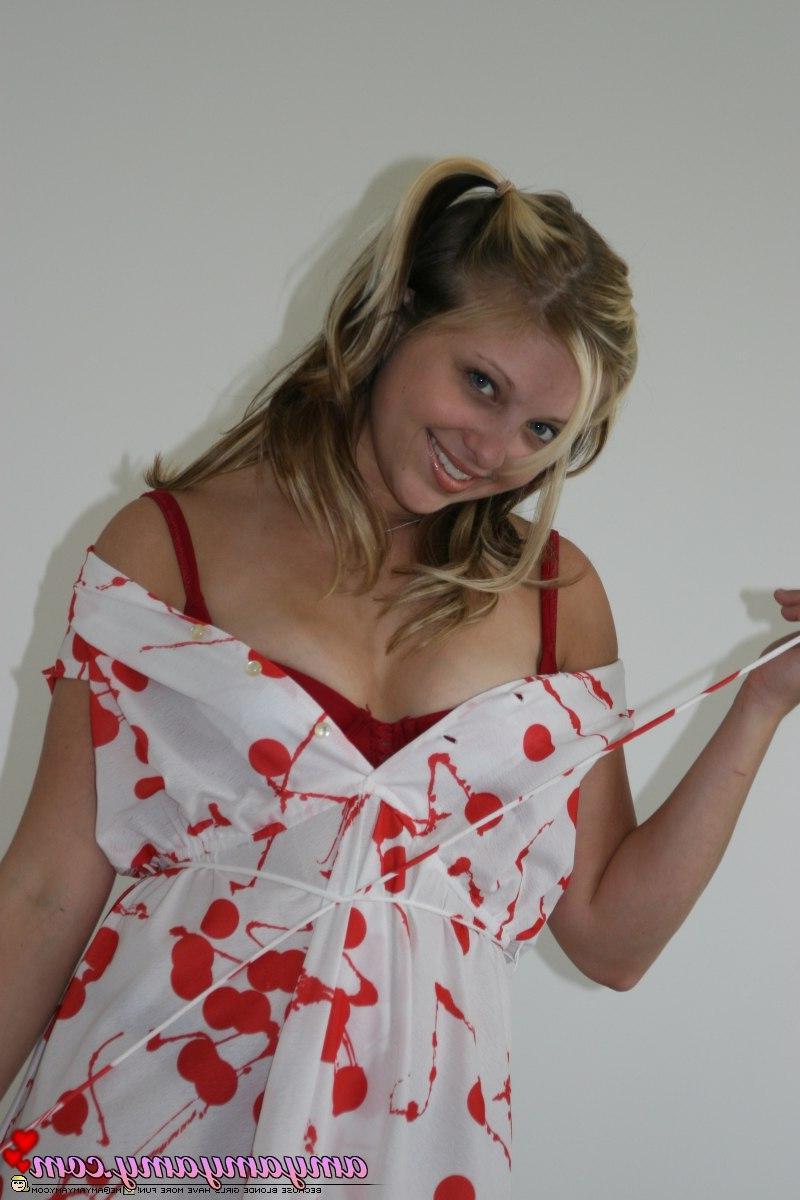 20P Pictures of Amy Amy Amy stripping out of her dress
