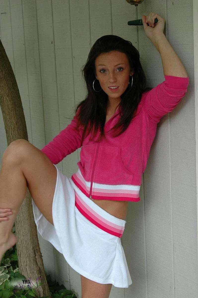19P Pictures of teen Amy Virgin showing you her panties upskirt