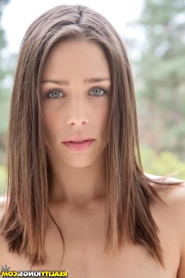 15P Pictures of teen girl Anastasia Morna enjoying a hard fuck