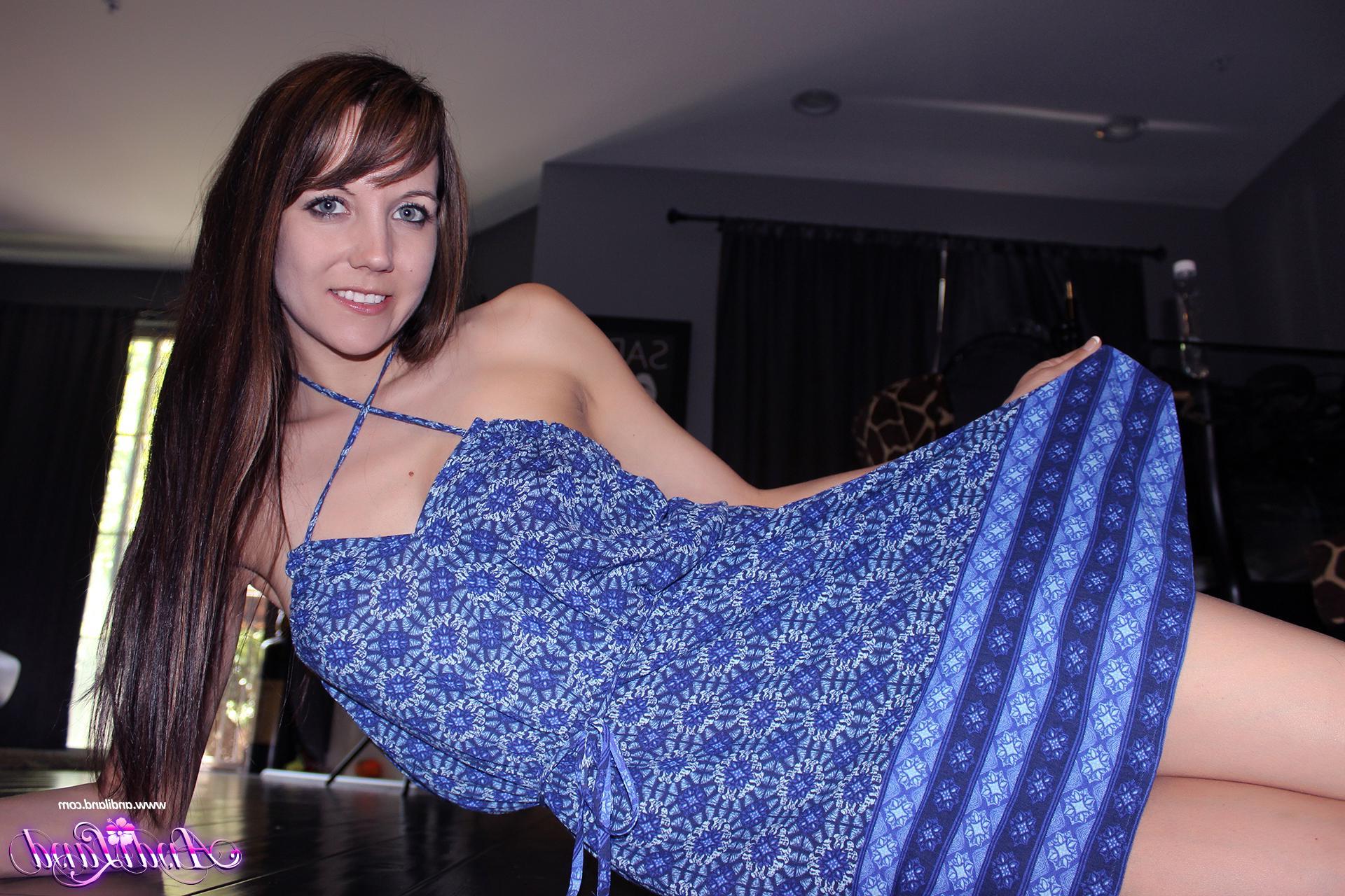 15P Hot girl Andi Land strips out of her blue sundress