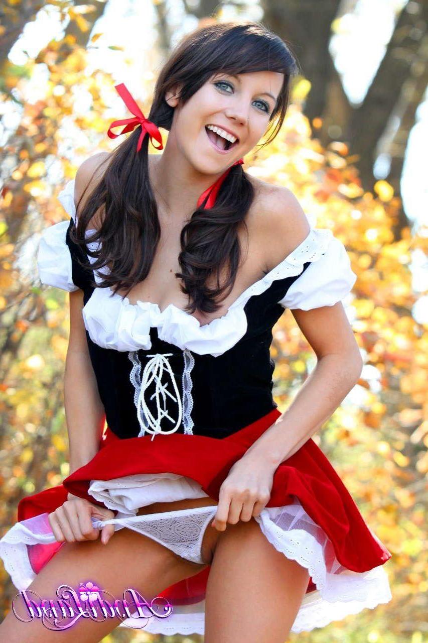 15P Pictures of teen Andi dressed as little red riding hood
