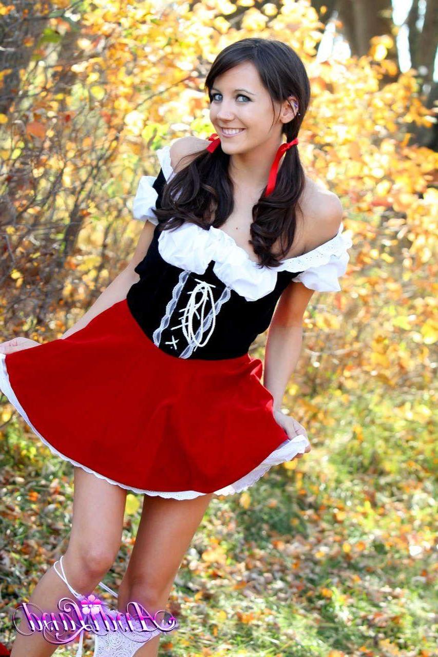 15P Pictures of teen Andi dressed as little red riding hood