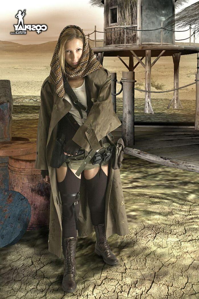 12P Hot cosplayer Angela is ready to kick some ass