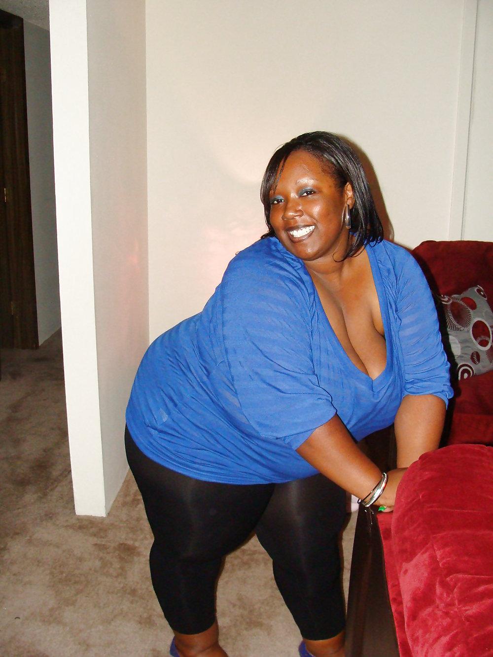 25P KICKASS BBW DOES IT AGAIN