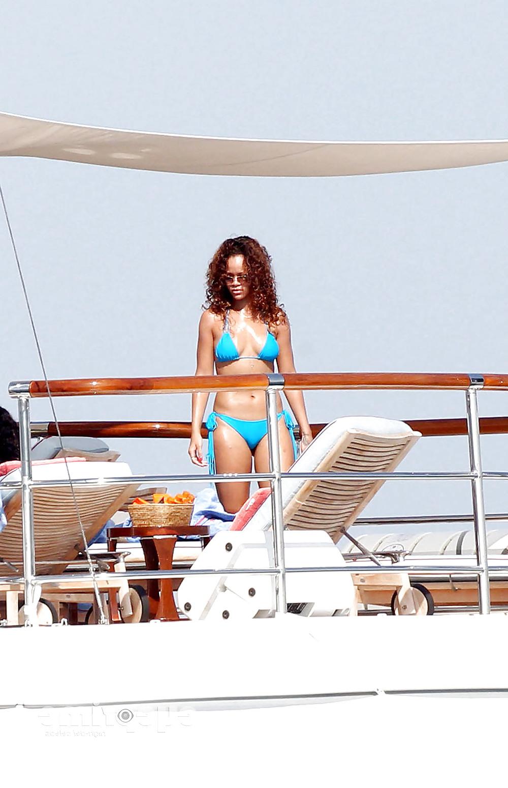 25P Rihanna - In BLUE BIKINI on yacht in St Tropez