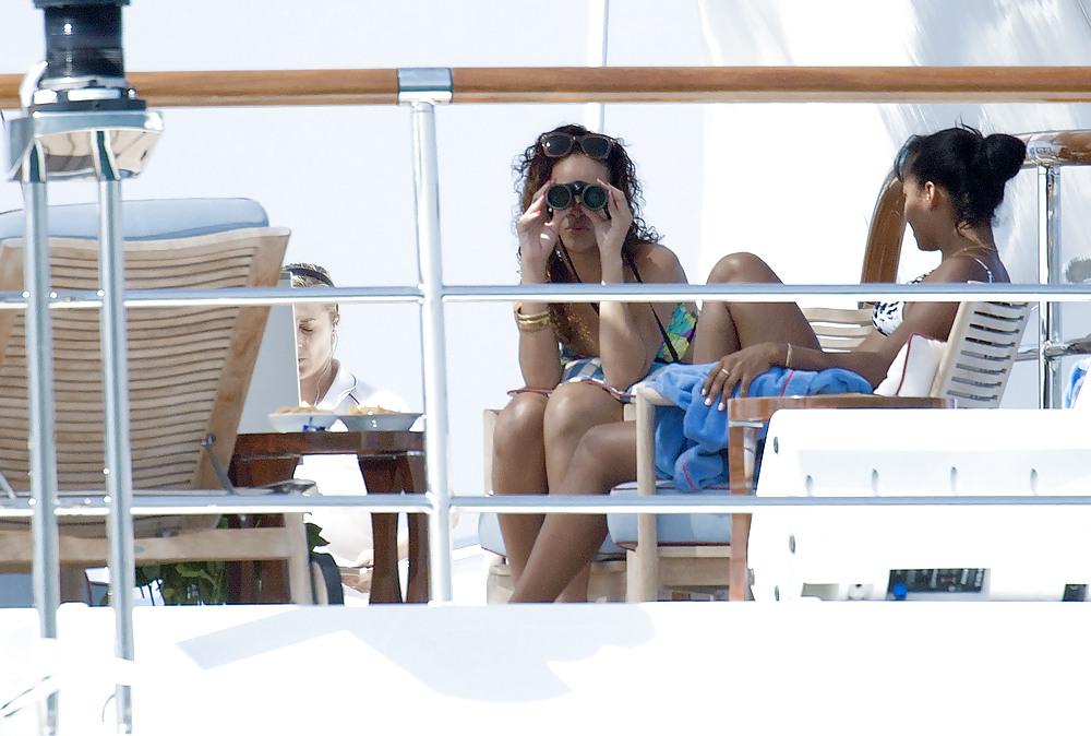 25P Rihanna - In BLUE BIKINI on yacht in St Tropez