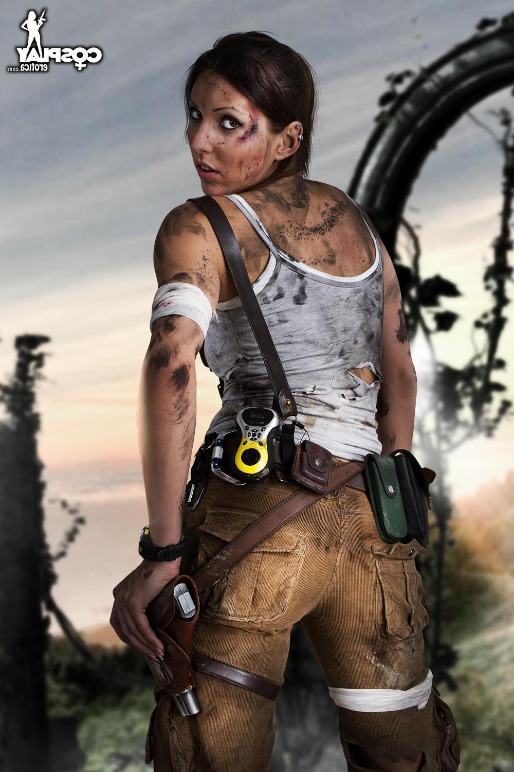 12P Cosplay babe Anne gets dirty and strips for you in Forgotten Island