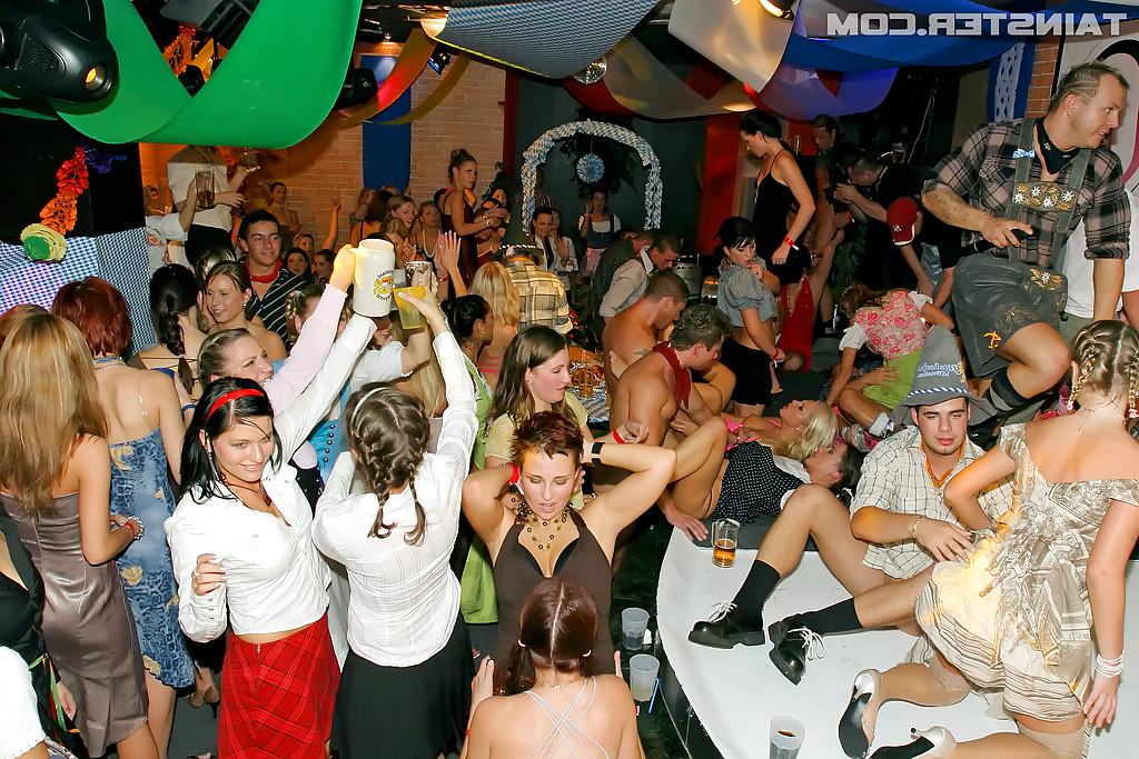 16P Slutty babes with tempting bodies are into wild drunk groupsex
