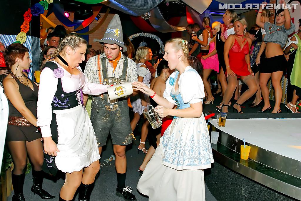 16P Liberated european gals spend some good time at the drunk party