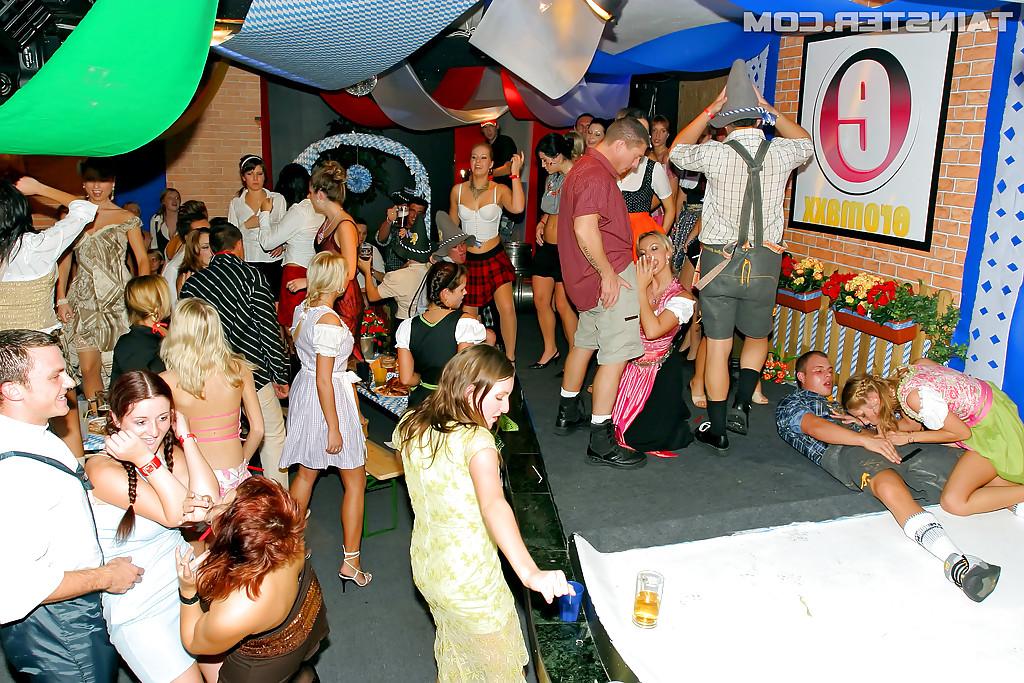 16P Liberated european gals spend some good time at the drunk party