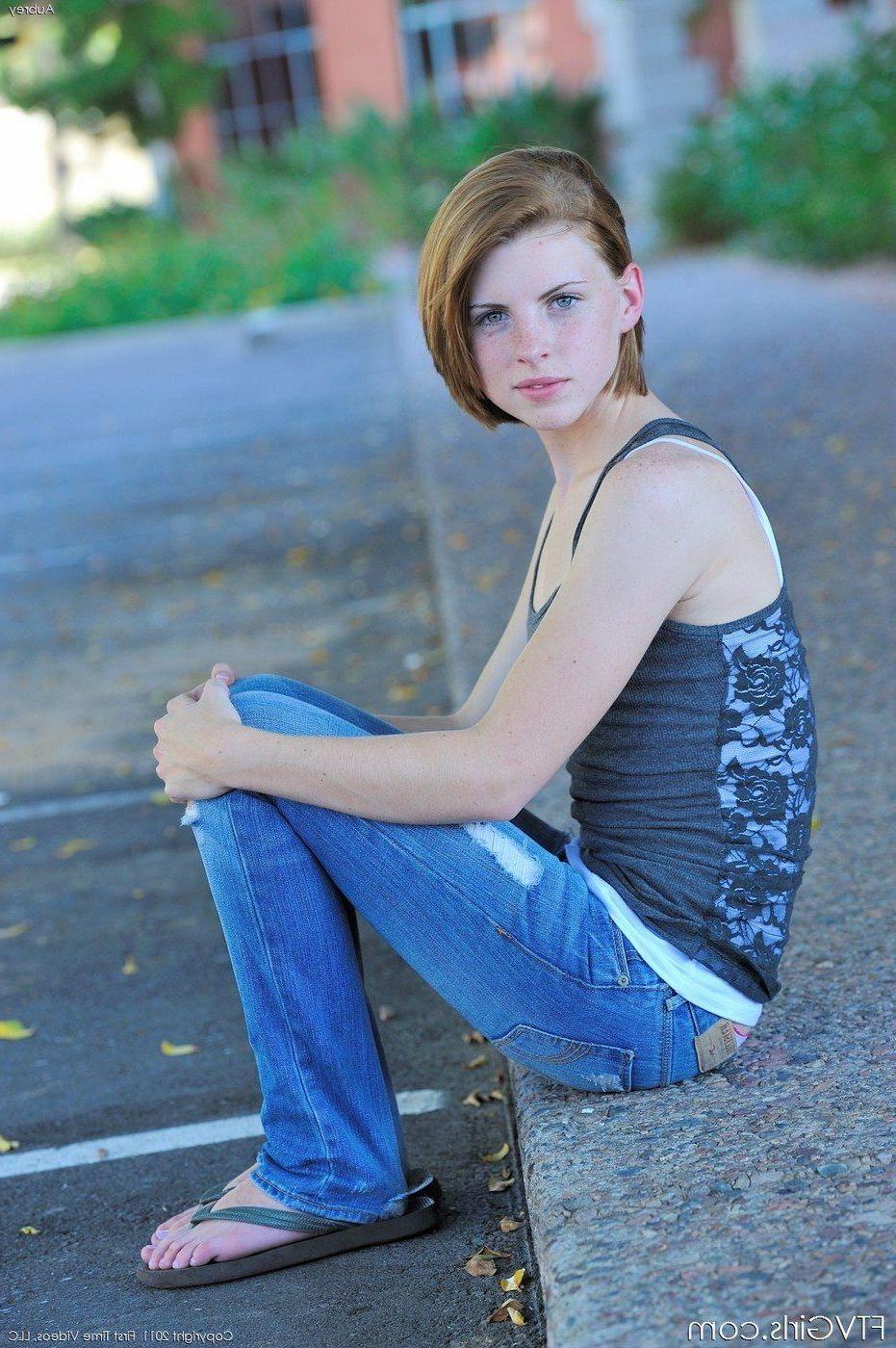 16P Pictures of redhead teen Aubrey showing her hot tight teen body