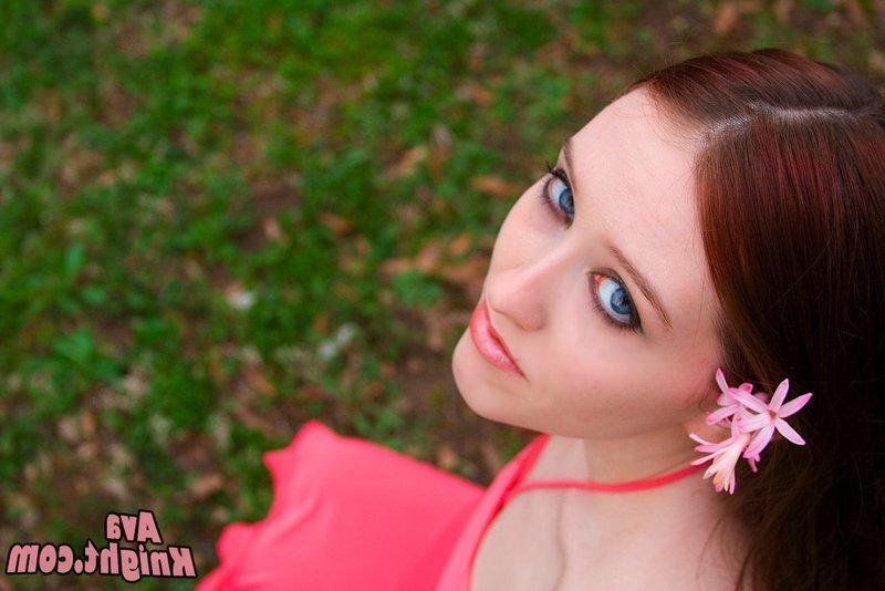 16P Pictures of Ava Knight teasing in a sexy pink dress