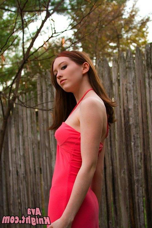 16P Pictures of Ava Knight teasing in a sexy pink dress