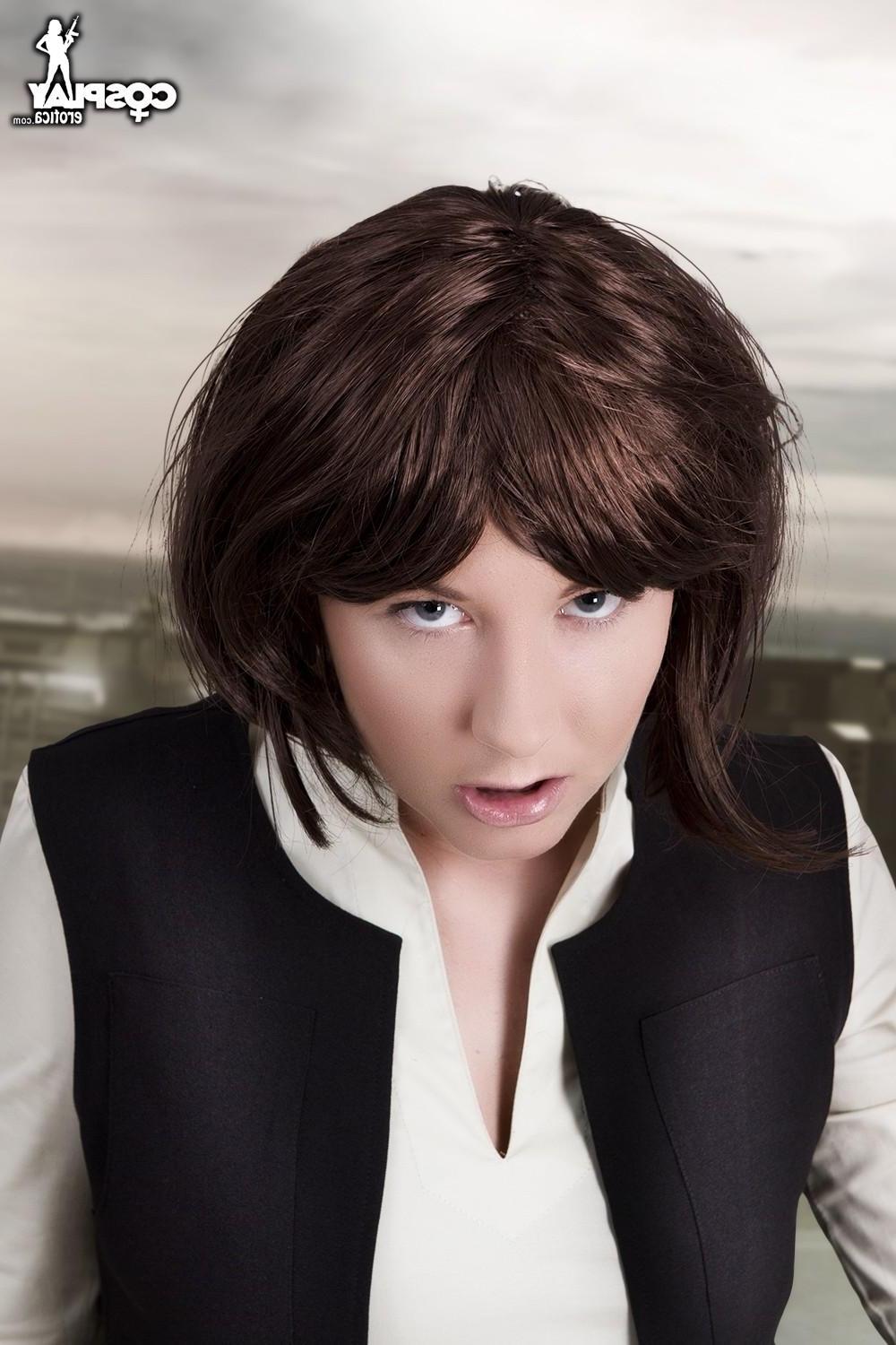 12P Cosplay girl Betsie dresses as the sexiest Han Solo I've ever seen