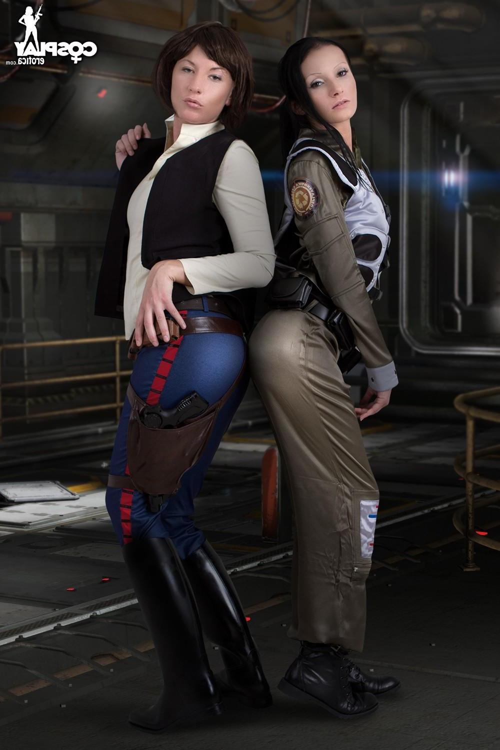 12P Cosplay girls Zorah and Betsie act out some hot lesbian crossplay
