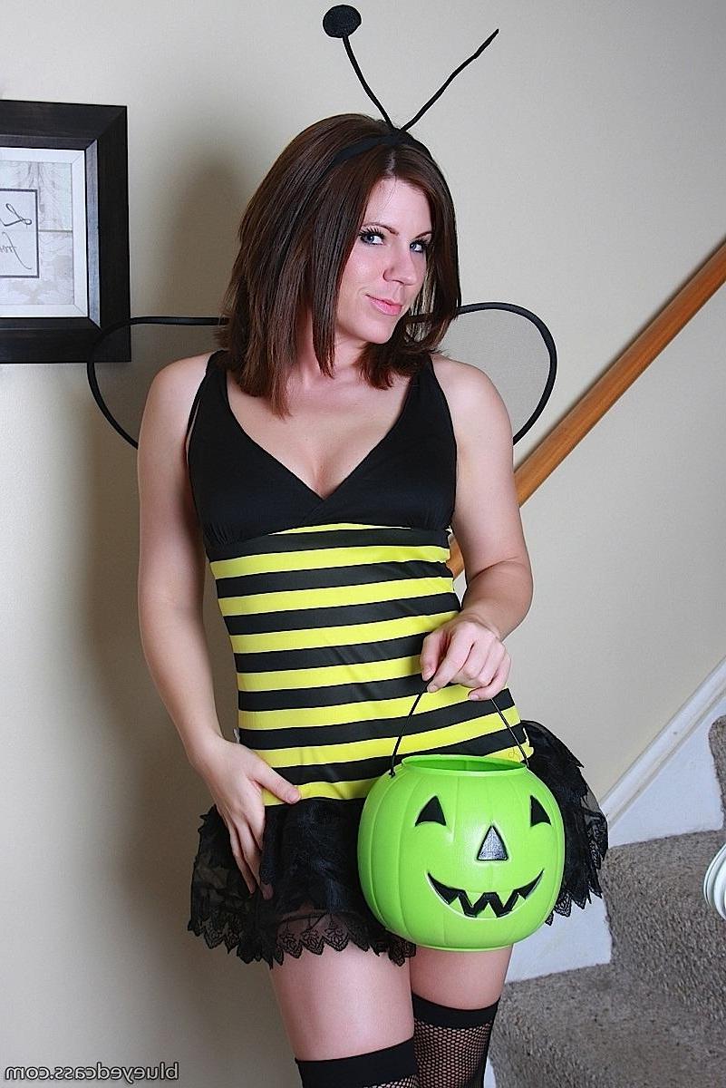 15P Pictures of hot teen Cas dressed up for halloween