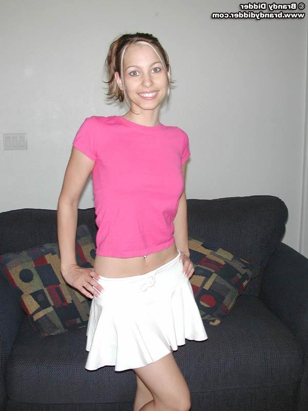 12P Pics of teen slut Brandy Didder showing her hot body
