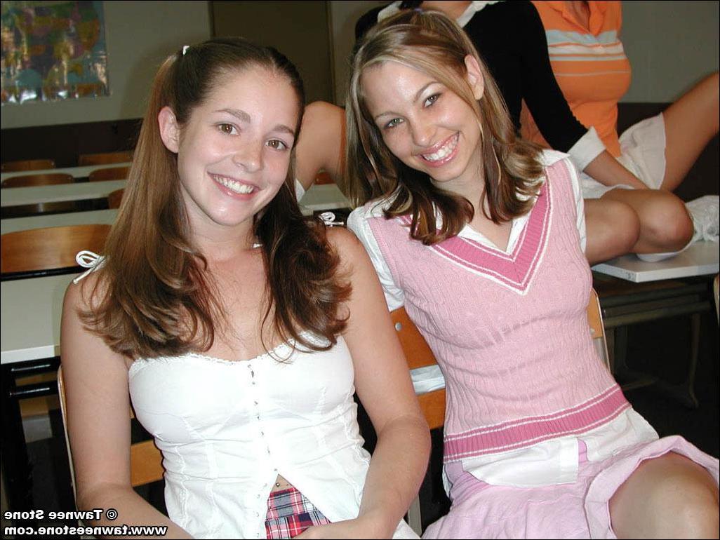 20P Pictures of schoolgirls getting naughty in class