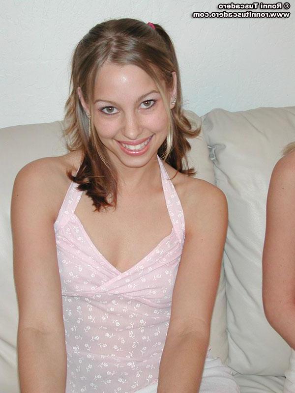 20P Picture sof 3 hot and horny nude teens