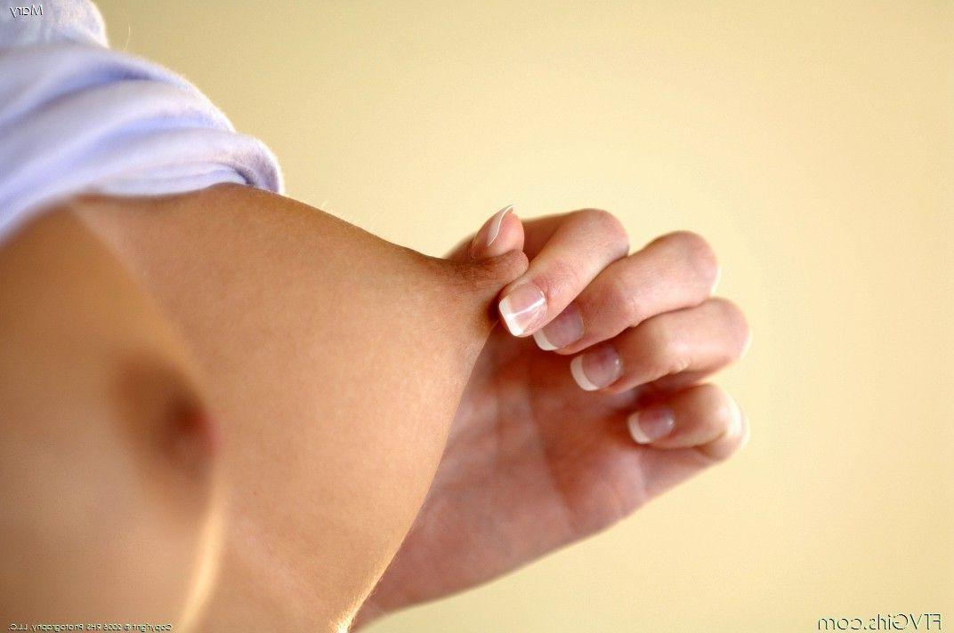 20P Pictures of Mary showing off her sexy nude body