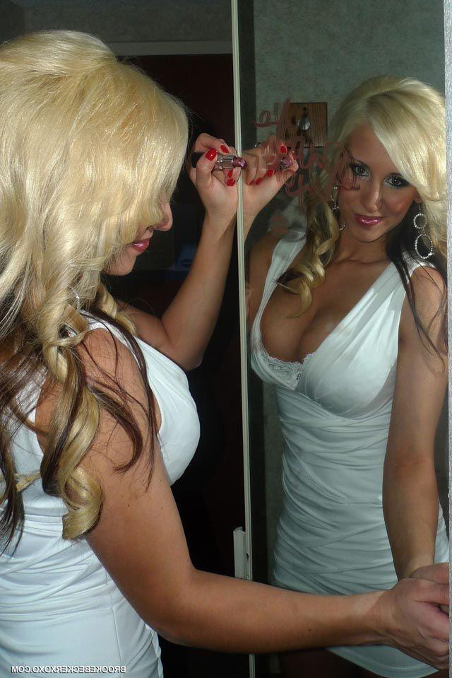 16P Pictures of Brooke Becker having fun with a mirror