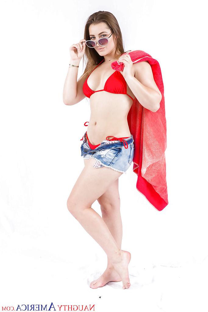 16P Leggy pornstar Dani Daniels sheds shorts and flashes beaver under bikini