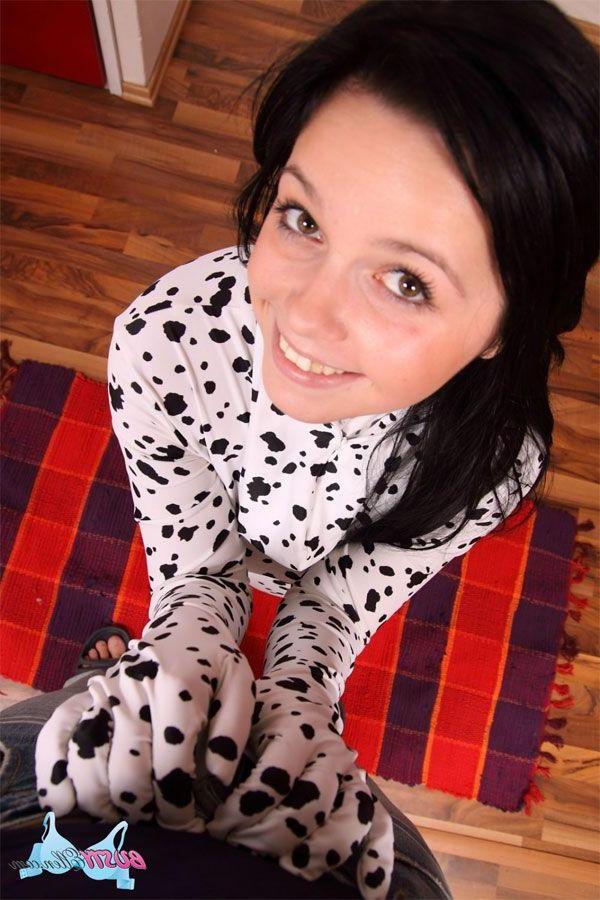 15P Pictures of teen cutie Busty Ellen sucking on a hard cock