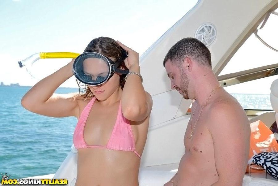 20P Callie Calypso takes her tight ass for a ride on a boat